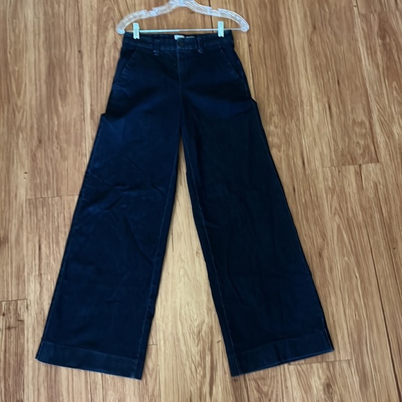 Stretchy high rise dark blue wide leg jeans, in great condition - Picture 3 of 3